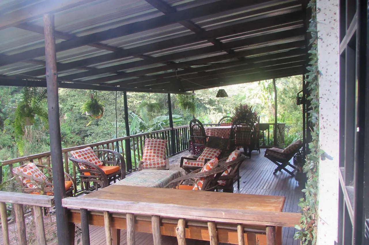 Arroyo Frío River Lodge